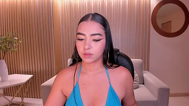 SophieLanne live sex cam