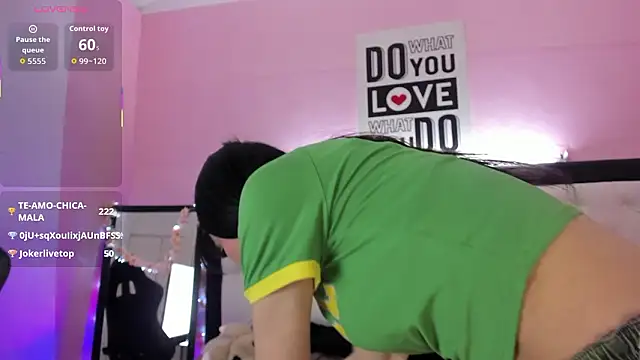 Barbieteeen's cam snapshot