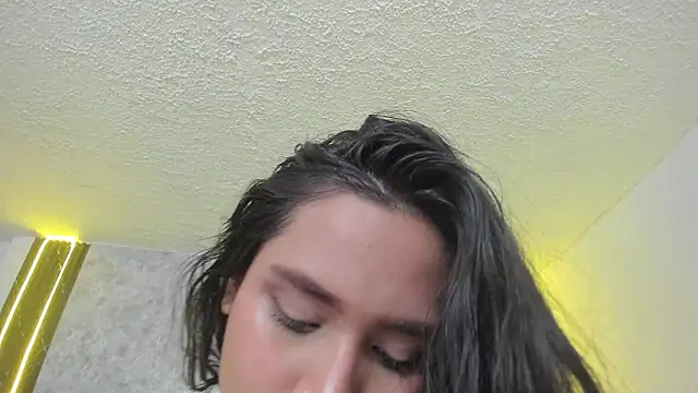 GiannaSlimJB's cam snapshot