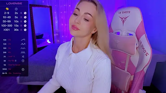 AdeleRoberts live sex cam