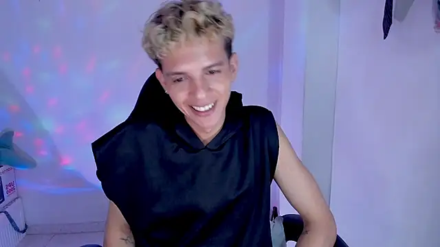 tylernova live sex cam