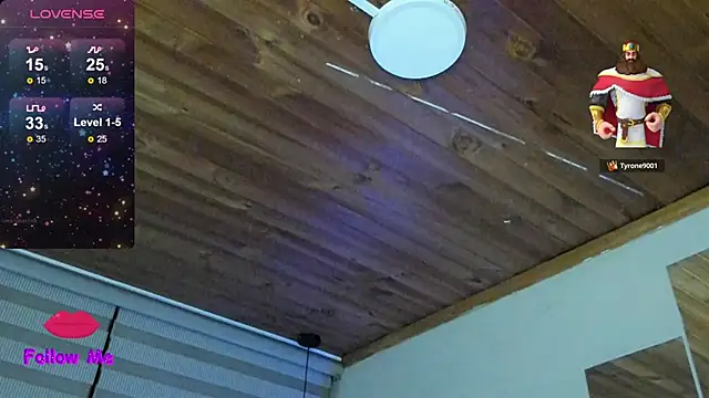 natasha_logan_'s cam snapshot