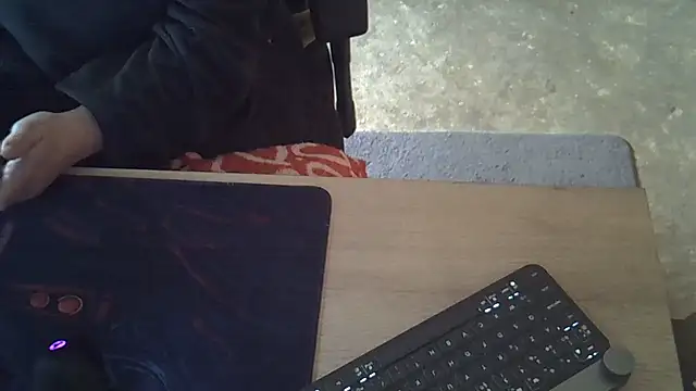 Silvia2277 live sex cam