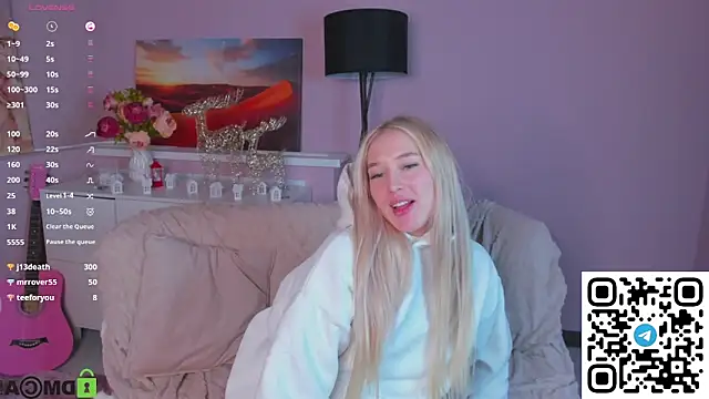 ChloeAlba's cam snapshot