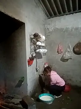 cutebobi's cam snapshot