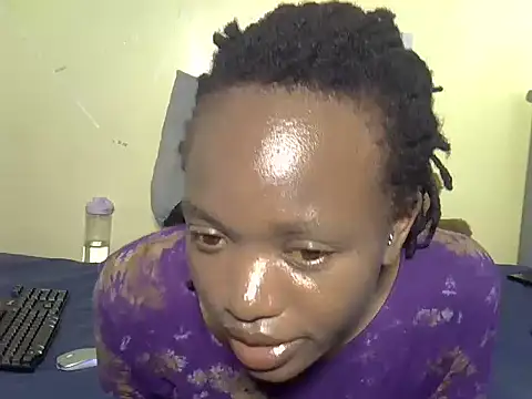 Its_slimianaa's cam snapshot