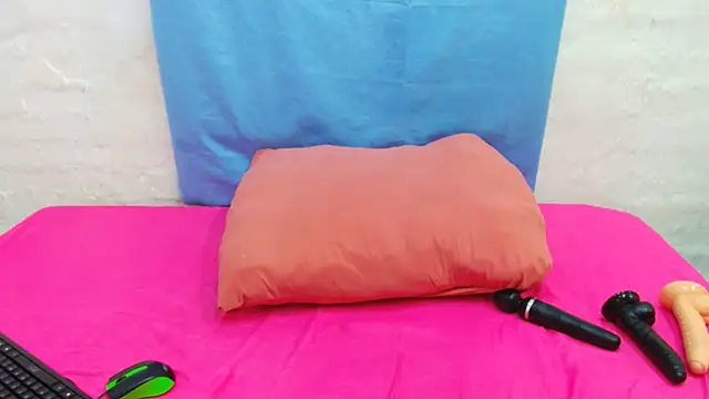 DaisyGirlxx's cam snapshot