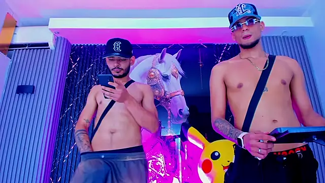 The_Gods_In_Diamonds's cam snapshot