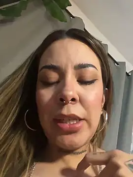 LilEuphoria's cam snapshot