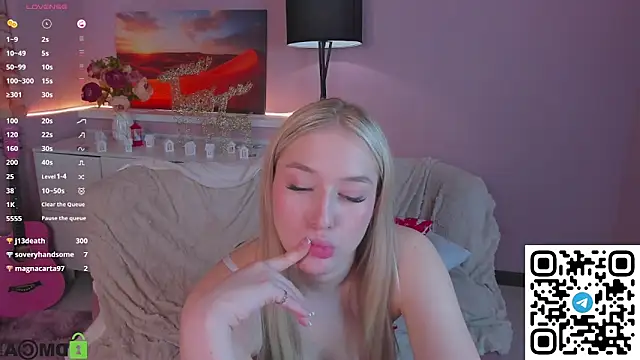 ChloeAlba's cam snapshot