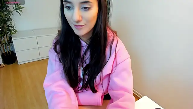 bad_dora's cam snapshot