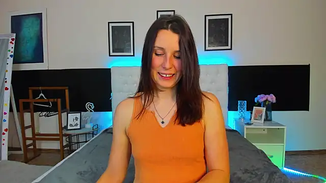 KiraNeeww's cam snapshot