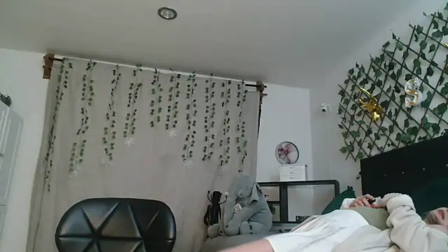 Dama_Scarlata18's cam snapshot