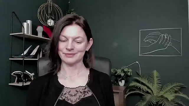 VivianWILD's cam snapshot