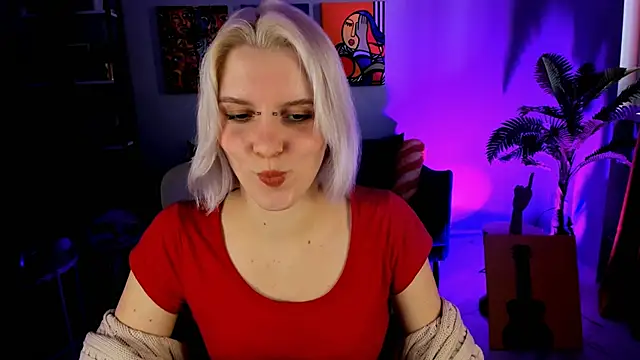 BethanyCloud's cam snapshot