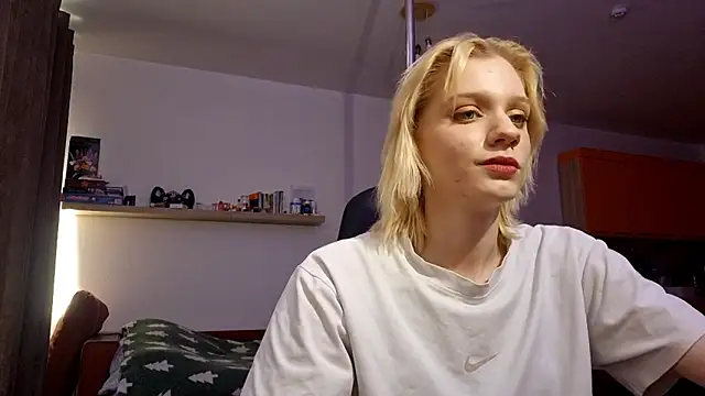 AuraNevera's cam snapshot