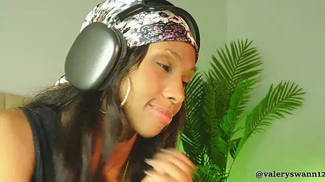 Valery_Swan1's cam snapshot