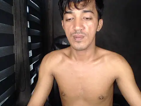 RowyCam live sex cam