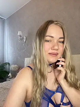 LianaCruz__'s cam snapshot