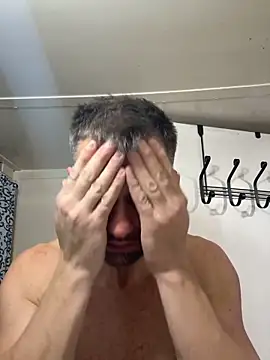 sexyhotstud12 live sex cam