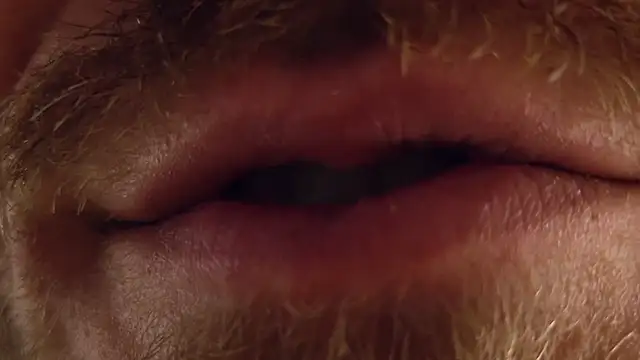 J0nMuscle live sex cam