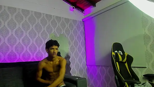 Boy_savoy live sex cam