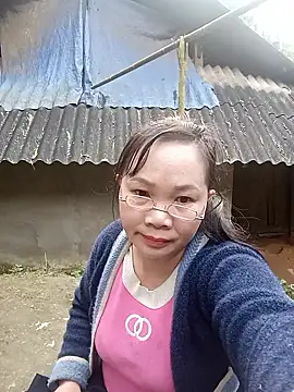 ava-dellght's cam snapshot