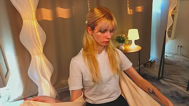 JuanaSumma's cam snapshot