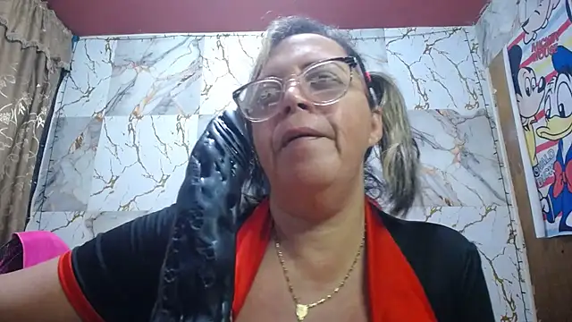 alina_maturehot live sex cam