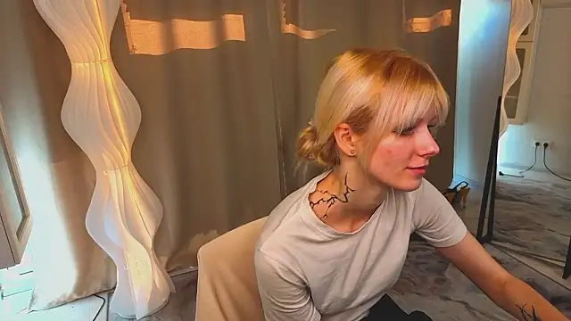 JuanaSumma's cam snapshot