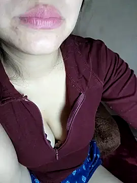 Xiu-L's cam snapshot