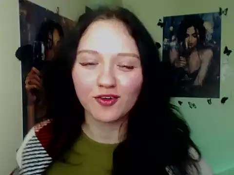 LadyAlice_'s cam snapshot