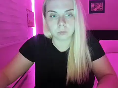 HappyIva live sex cam