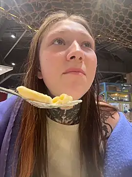 FionaMurr's cam snapshot