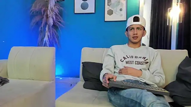 Marcus_and_Tony live sex cam