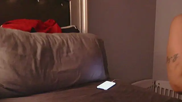 MSweetLindaParks's cam snapshot