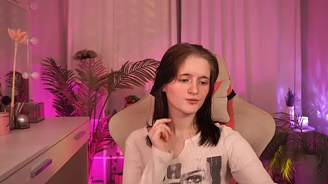 EffieLilium's cam snapshot