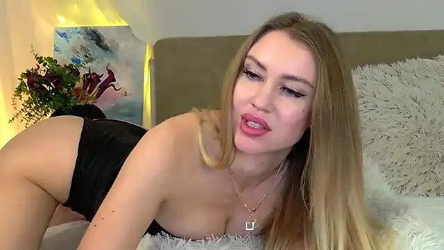 LuisaSin's cam snapshot