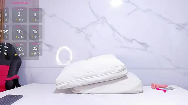 valerith_hale's cam snapshot