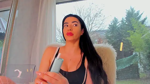 Naila18's cam snapshot