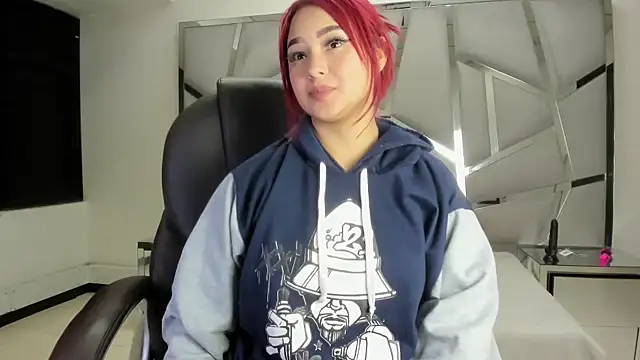 Catherinee69_x's cam snapshot