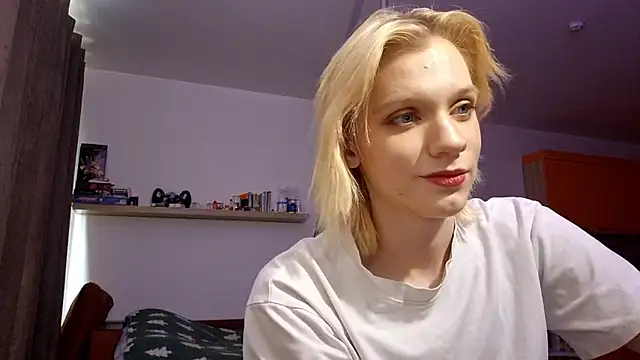 AuraNevera's cam snapshot