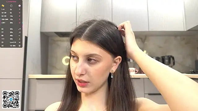 LouiseChavez's cam snapshot