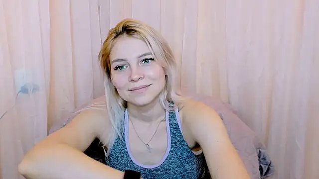 FoxyKathryn's cam snapshot