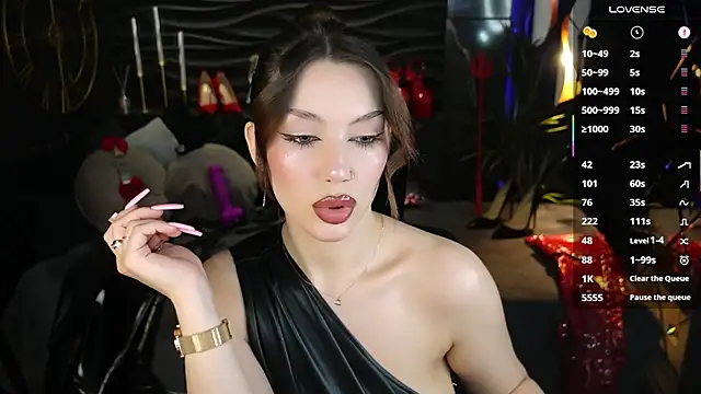 MistressDarsy's cam snapshot