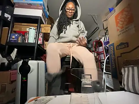 wynterheat live sex cam