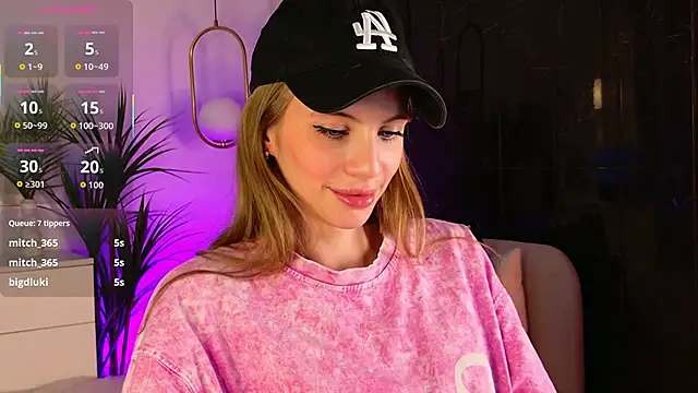 mia_silkk's cam snapshot