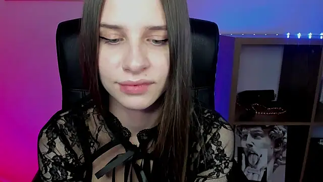 LuxMaya's cam snapshot