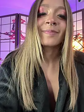 Victoria_Adams14's cam snapshot