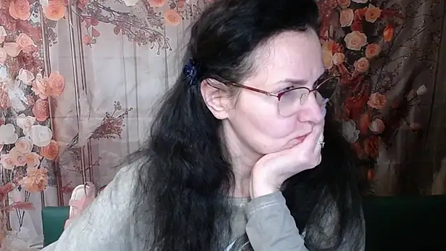 Miroslava_Happi's cam snapshot